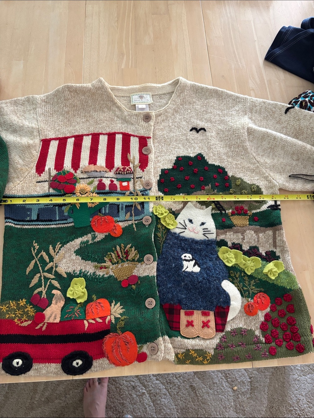 Susan Bristol Vintage 1999 Cat In A Sweater on a Farm!! Fall Autumn Cardigan - Picture 14 of 15